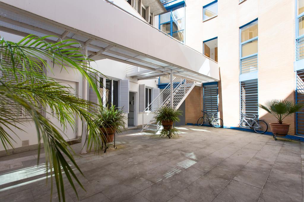 Lr Parking Incluido Ubicacion Central Sevilla Kültér fotó